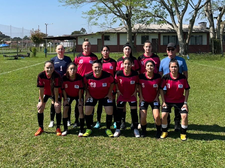 Equipe feminina da SME garante vaga na final do Varzeano após vitória emocionante
