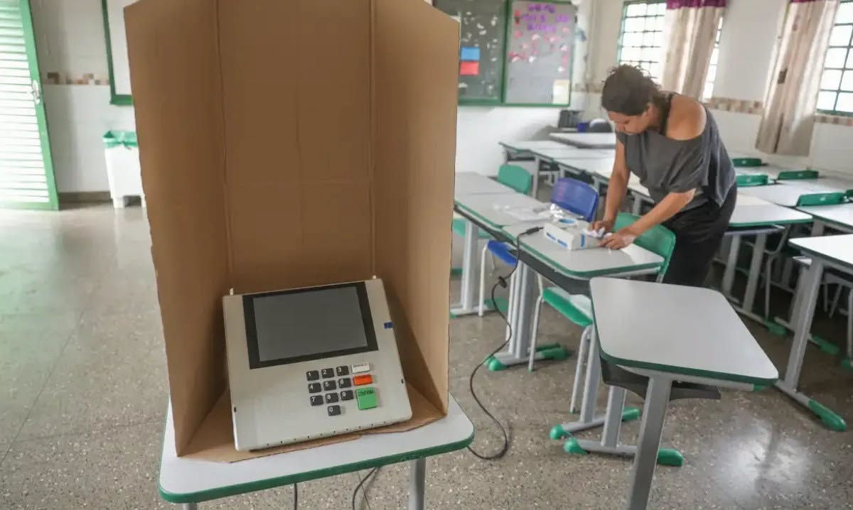 Quem não votou no segundo turno das eleições 2026 tem até o dia 8 de janeiro de 2027 para justificar a ausência à Justiça Eleitoral.