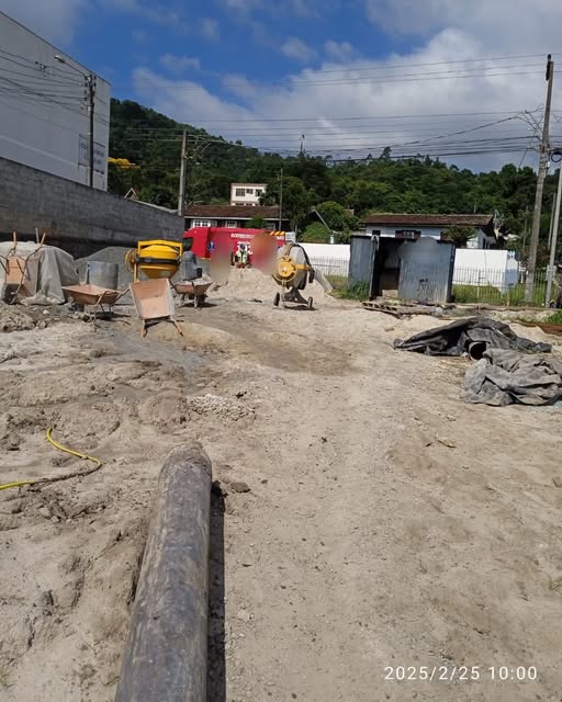 HOMEM FICA FERIDO EM ACIDENTE DE TRABALHO EM PORTO UNIÃO